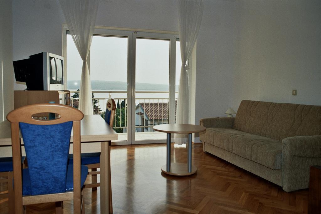 Apartments Petricevic Selce Ngoại thất bức ảnh